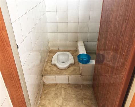 how to use thai bum gun|Everything You Need To Know About Thailand Toilets: From Squat Toil.